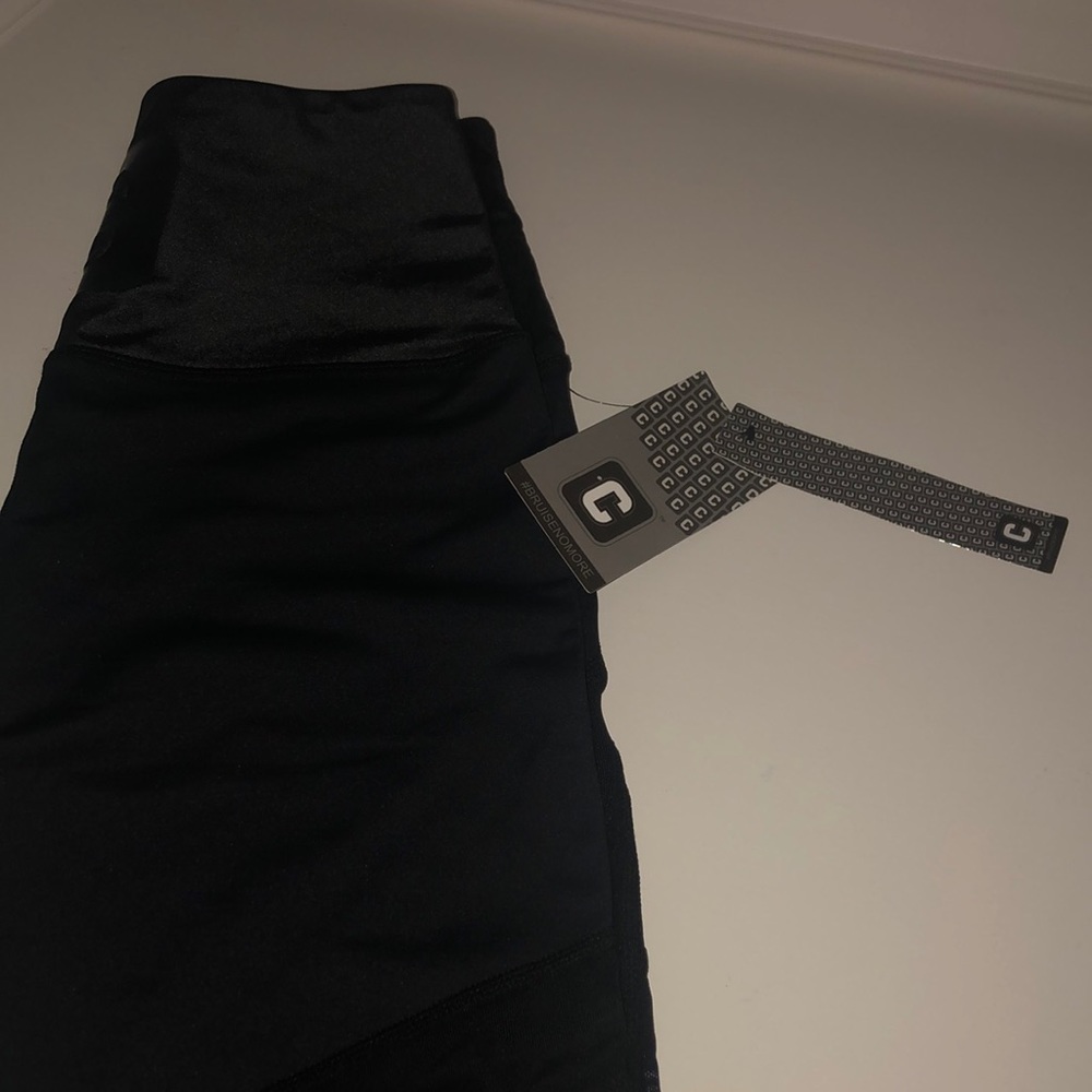 Chestee tights